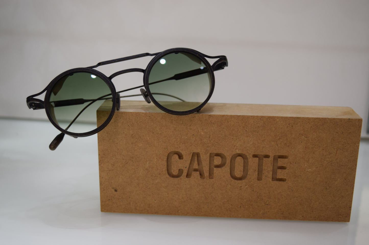 CAPOTE WALKING DREAMS